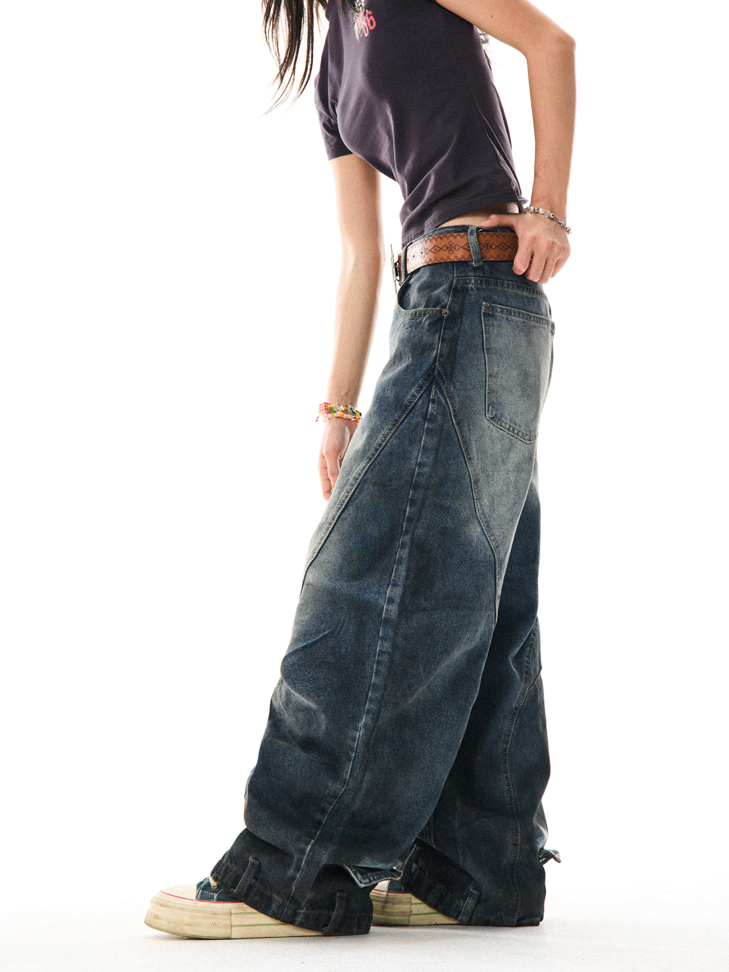 American Vintage Contrast Stitch Deconstructed Denim Pants for Women - Stylish Casual Wide-Leg Trousers, Y2K Fashion, Versatile Fit American Vintage Contrast Stitch Deconstructed Denim Pants for Women - Stylish Casual Wide-Leg Trousers, Y2K Fashion, Versatile Fit