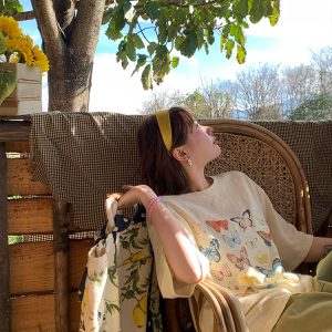 Apricot Yellow Butterfly Print Short Sleeve T-Shirt for Women - Vintage Style Summer Loose Round Neck Top