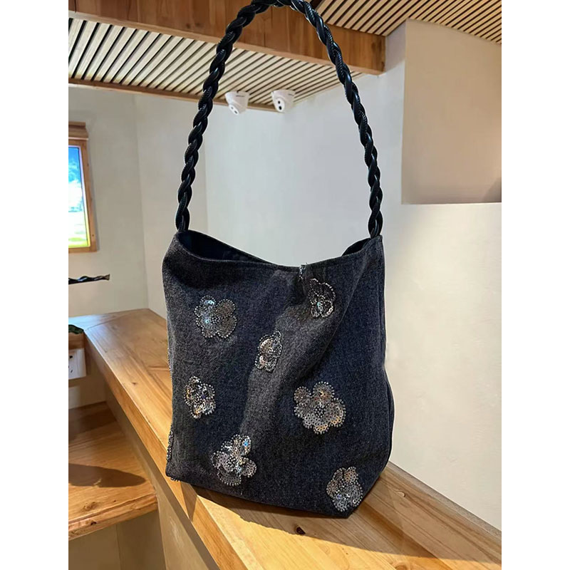 Artistic Black Dry Rose Jacquard Single-Shoulder Handbag - Chinese Style National Wind Sequin Tote Bag