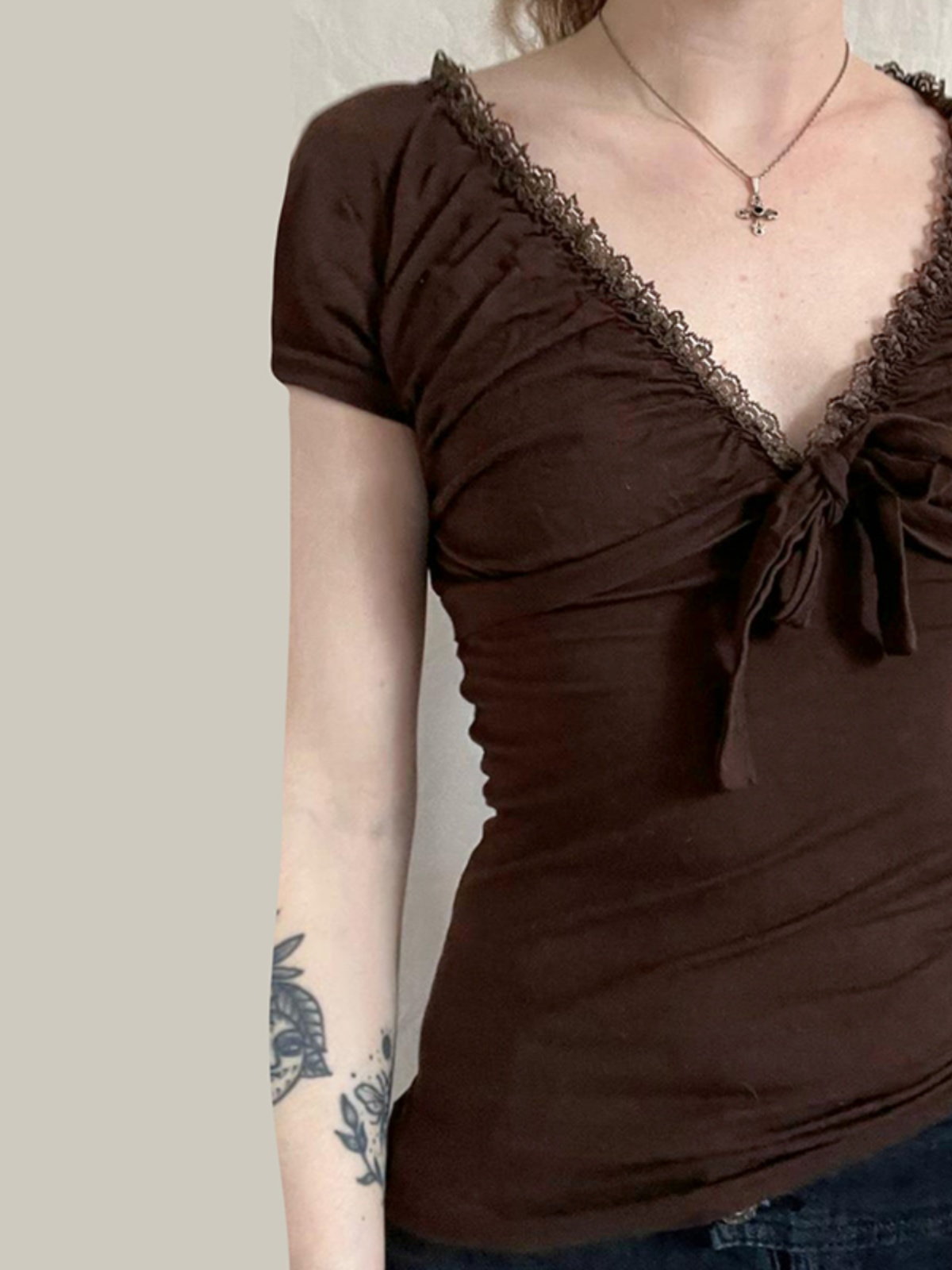 Artistic Vintage Brown Lace Trim Bow Women's Summer Retro V-Neck Slim T-Shirt - 90s Inspired Fashion Artistic Vintage Brown Lace Trim Bow Women's Summer Retro V-Neck Slim T-Shirt - 90s Inspired Fashion