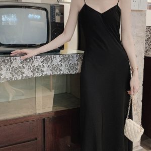 Asymmetrical Fishtail Spaghetti Strap Dress, Wrinkle-Resistant Chiffon, V-Neck, Mid-Length A-Line Dress for Spring and Summer