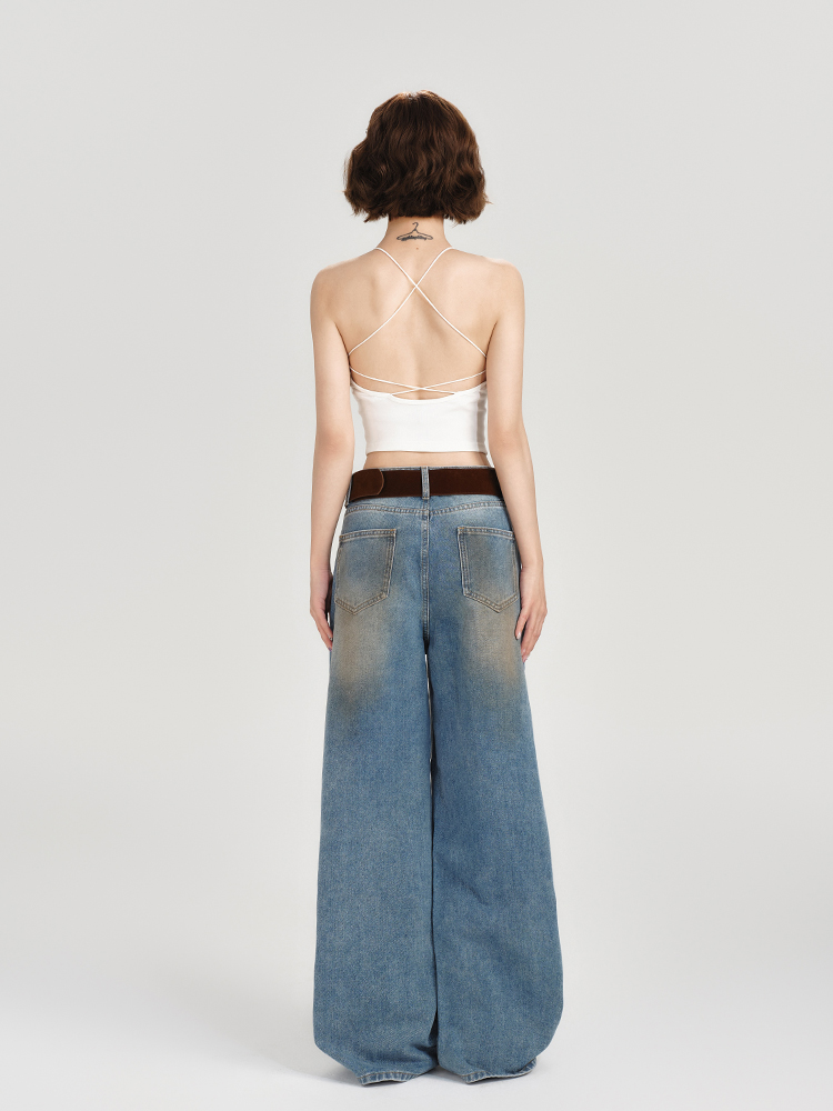 Backless American Retro Camisole for Women - Summer Style with Built-In Padding, Short Inner Top, Chic and Girly Design Backless American Retro Camisole for Women - Summer Style with Built-In Padding, Short Inner Top, Chic and Girly Design