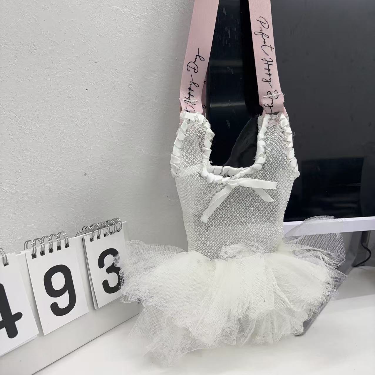 Ballet-Style Heart Phone Bag with Pearl Chain, Mesh Crossbody Tote for Girls - Cute and Chic Accessory