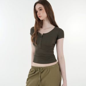 Basic U-Neck Slim Fit Stretch Short Sleeve Top with Henry Collar - Versatile Essential for Casual and Smart Outfits