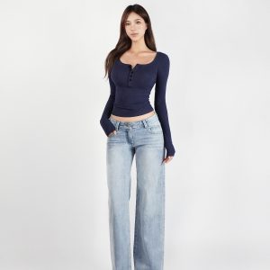 Basic U-Neck Stretch Slim Fit Long Sleeve Henley T-Shirt - Casual Essential for Everyday Wear