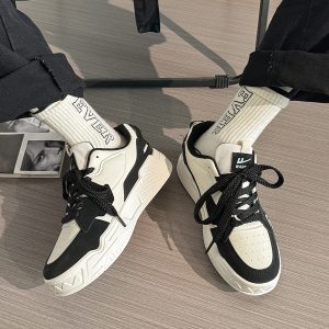Black and White Thick-Soled Men's Sneakers for Autumn - Trendy Korean Style Casual Shoes for Students