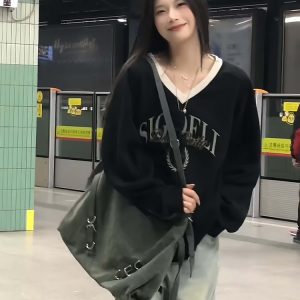 Black Color-Blocking V-Neck Sweatshirt for Women - Casual Long Sleeve Pullover with Letter Print - Spring 90s Lazy Style