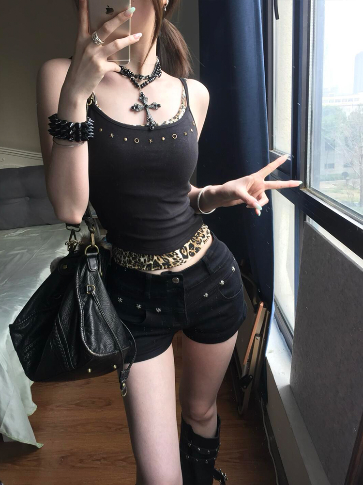 Black Faux Two-Piece Spliced Leopard Print Camisole for Women - Trendy Summer Design, Slim Fit Short Top, Chic Fashion Statement Black Faux Two-Piece Spliced Leopard Print Camisole for Women - Trendy Summer Design, Slim Fit Short Top, Chic Fashion Statement