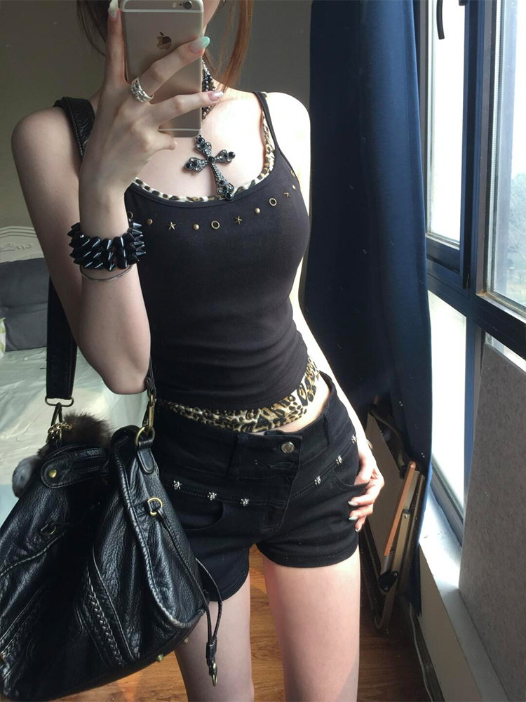 Black Faux Two-Piece Spliced Leopard Print Camisole for Women - Trendy Summer Design, Slim Fit Short Top, Chic Fashion Statement Black Faux Two-Piece Spliced Leopard Print Camisole for Women - Trendy Summer Design, Slim Fit Short Top, Chic Fashion Statement