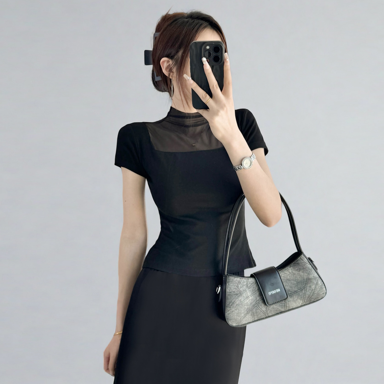 Black High-Neck Mesh Splicing Short-Sleeve T-Shirt for Women, Slim-Fit Cropped Base Layer Top, Waist-Cinching Summer Fashion 2025