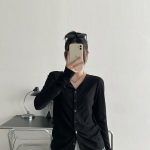 Black Long Sleeve Elastic Waist Cardigan for Women - Flattering Slim-Fit Round Neck Top, Sexy Autumn Layering Essential