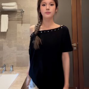 Black Off-Shoulder Short Sleeve T-Shirt for Women - Casual Summer Top, Loose Fit American Style, Trendy Shoulder-Baring Design