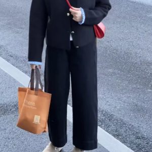 Black Plus-Size Petite Women's Nine-Point Straight-Leg Jeans for Pear-Shaped Figures, Loose-Fitting Design for Thick Thighs and Wide Hips