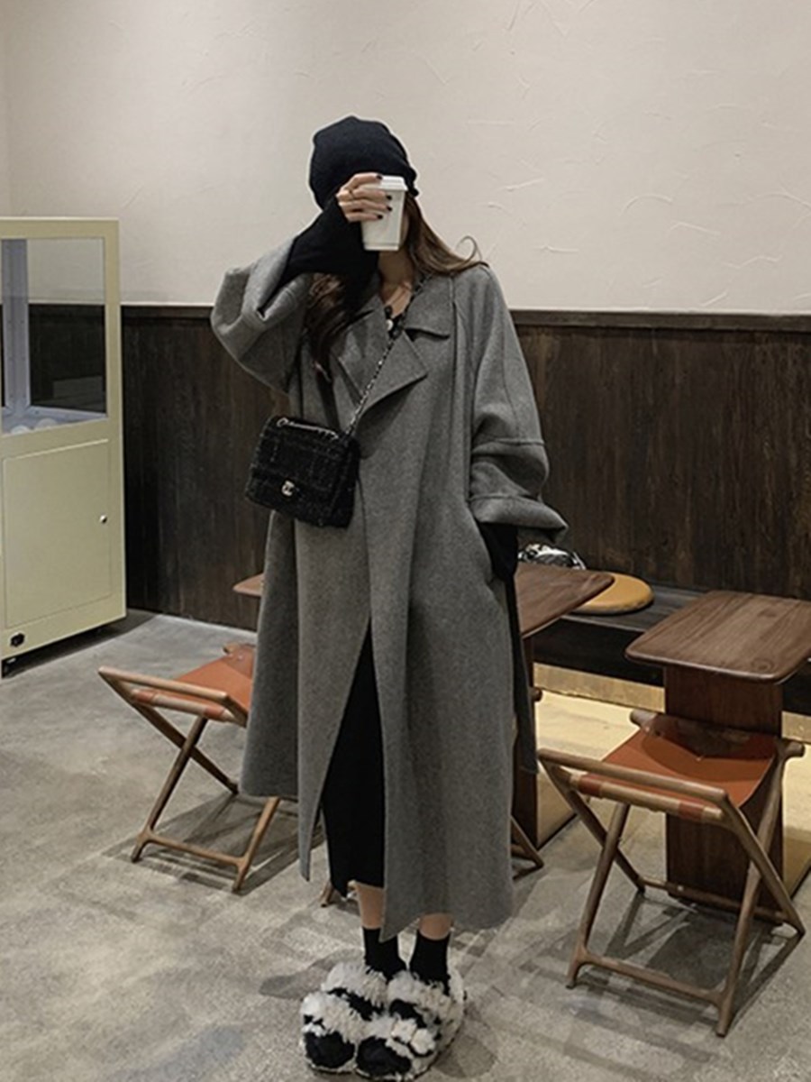 Black Reversible Cashmere Coat for Women - Elegant Mid-Length Bathrobe-Style Outerwear for 2024 Autumn/Winter, Korean Style Black Reversible Cashmere Coat for Women - Elegant Mid-Length Bathrobe-Style Outerwear for 2024 Autumn/Winter, Korean Style