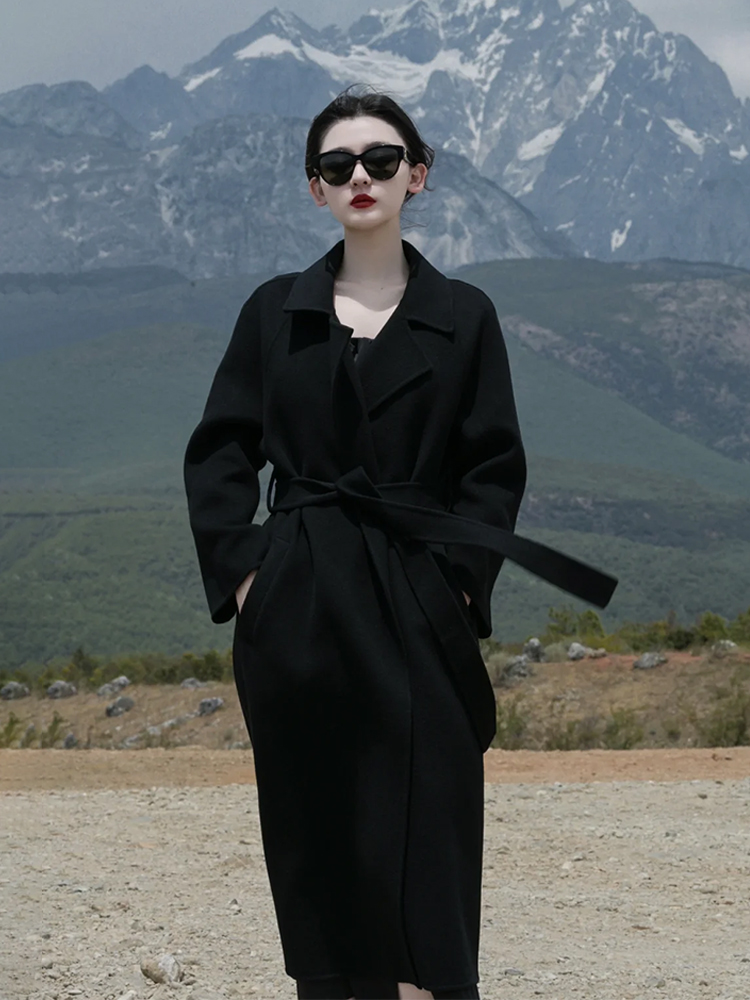 Black Reversible Cashmere Coat for Women - Elegant Mid-Length Bathrobe-Style Outerwear for 2024 Autumn/Winter, Korean Style Black Reversible Cashmere Coat for Women - Elegant Mid-Length Bathrobe-Style Outerwear for 2024 Autumn/Winter, Korean Style