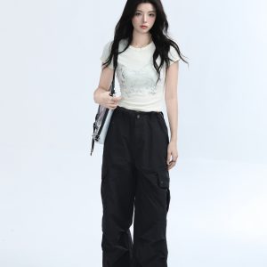 Black Short-Sleeve T-Shirt for Women - American Retro Style with Bow Design - Slim Fit Summer Top for Spicy Girls