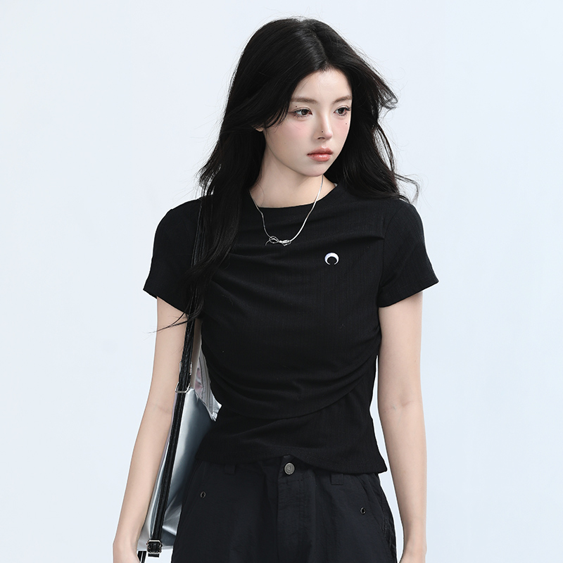 Black Waist-Cinched Pleated Short Sleeve T-Shirt for Women - Unique Slim Fit Top for Spicy Girl Style