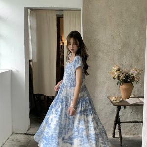 Blue Fan Star Garden French Retro Tencel Short Sleeve Dress for Women, Summer Loose Fit with Flying Sleeves, Vintage 90s Style