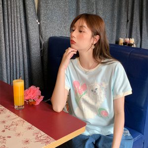 Blue Floral Printed Short Sleeve T-Shirt for Women - Vintage Loose Fit Retro Round Neck Top for Summer Fashion