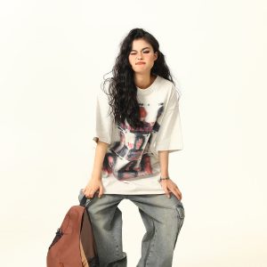 Blurred Portrait Print Vintage Floral Short Sleeve T-Shirt for Women - American Retro Style, Trendy Gray Tee