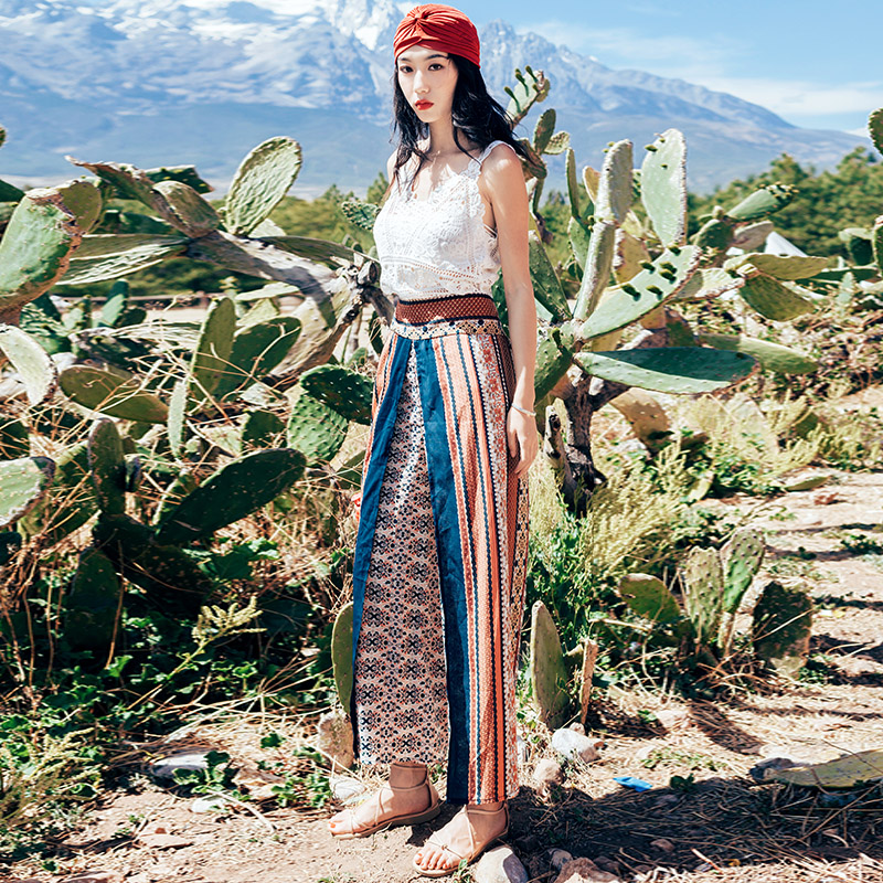 Bohemian High-Waisted Wide-Leg Beach Pants - Chiffon Printed Ethnic Style for Seaside Travel, Thailand Vibes Bohemian High-Waisted Wide-Leg Beach Pants - Chiffon Printed Ethnic Style for Seaside Travel, Thailand Vibes