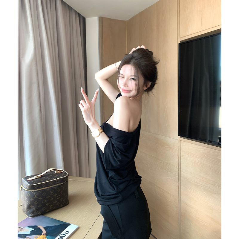 Breathable Cool V-Neck Short Sleeve T-Shirt for Women - Loose Slim Fit White Top, Perfect for Casual 90s and Y2K Style