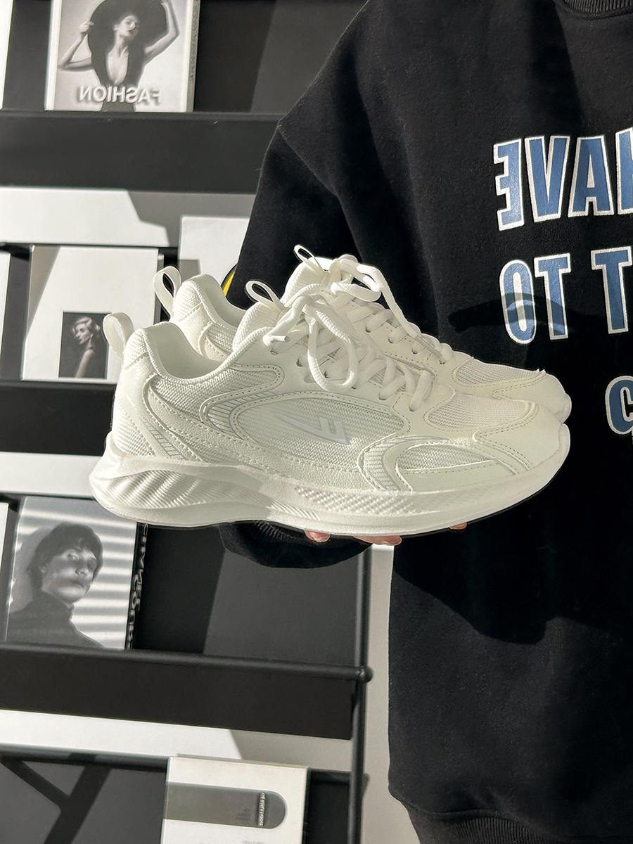 Breathable Mesh Running Sneakers for Women - Lightweight Shock-Absorbing Sports Shoes for Summer 2025, Soft-Soled Couple's Footwear Breathable Mesh Running Sneakers for Women - Lightweight Shock-Absorbing Sports Shoes for Summer 2025, Soft-Soled Couple's Footwear