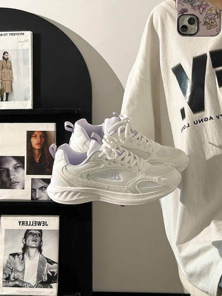 Breathable Mesh Running Sneakers for Women - Lightweight Shock-Absorbing Sports Shoes for Summer 2025, Soft-Soled Couple's Footwear Breathable Mesh Running Sneakers for Women - Lightweight Shock-Absorbing Sports Shoes for Summer 2025, Soft-Soled Couple's Footwear