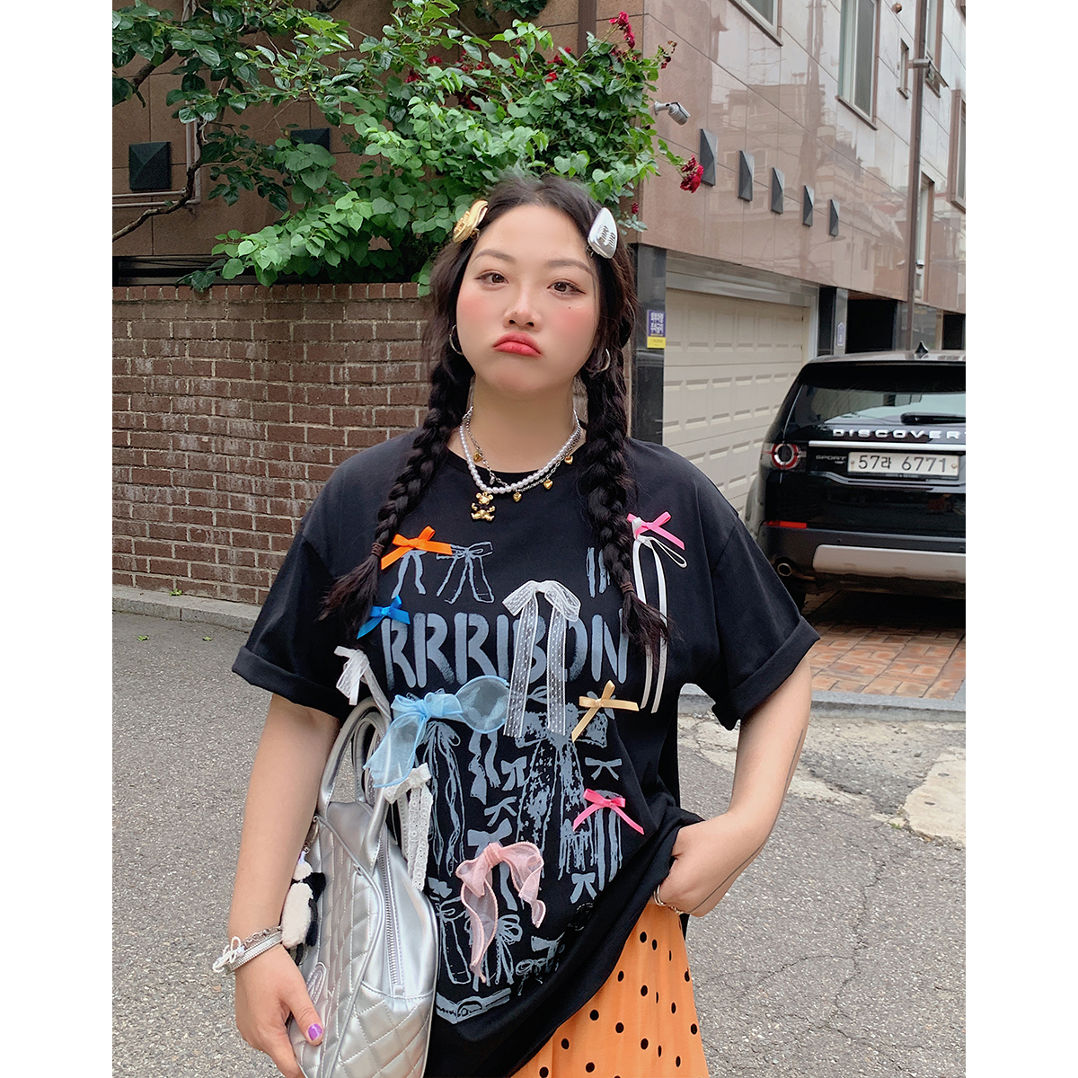 Butterfly Knot Short Sleeve T-Shirt for Women - Unique Summer 2025 Fashion Top, Exquisite Design, Trendy 90s Style