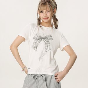 Butterfly Print Short Sleeve T-Shirt for Women - Casual Summer Versatile Slim Fit Top, Trendy 90s American Style