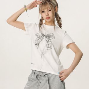 Butterfly Print Short Sleeve T-Shirt for Women - Casual Summer Versatile Slim Fit Top, Trendy 90s American Style