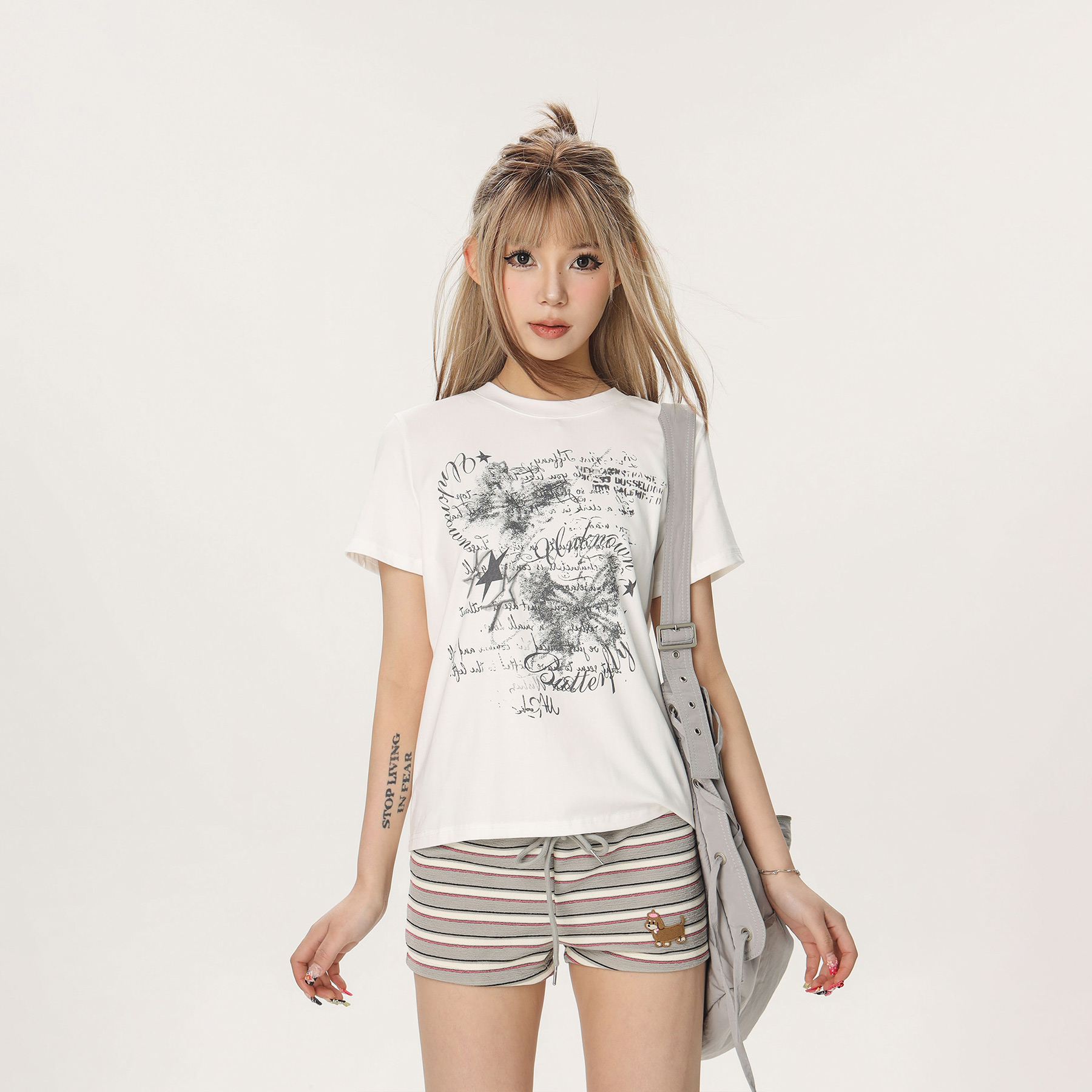 Butterfly Print Slim Fit Crop Top T-Shirt for Women – Summer Short Sleeve Casual Style, Y2K Aesthetic, Spicy Girl Fashion