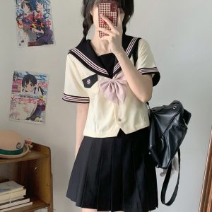 Camellia Women's Waist-Defined JK Uniform Sailor Suit Top - Summer Short Sleeve College Style with Three-Volume Design