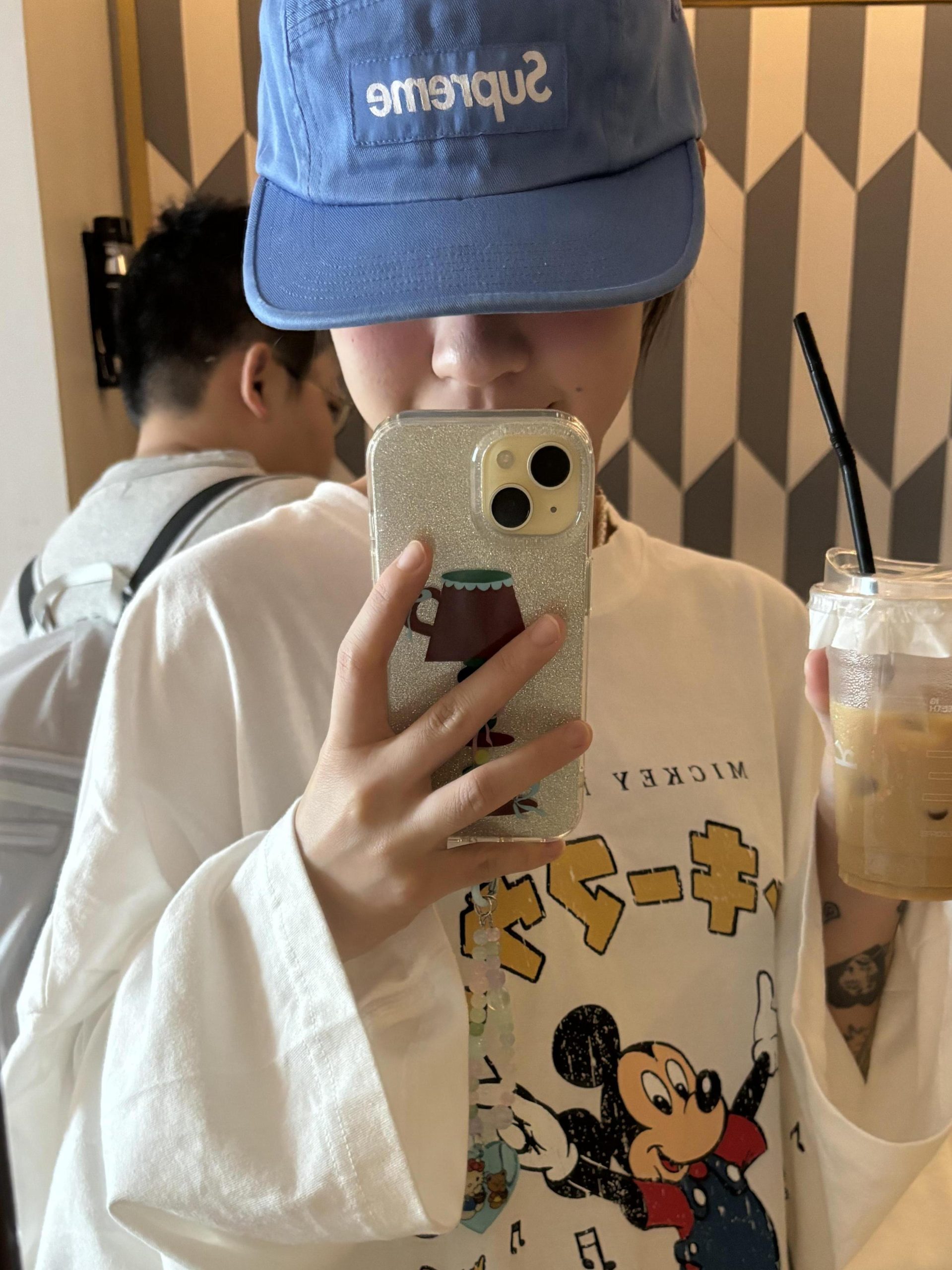 Cartoon Print Casual Oversized Long Sleeve T-Shirt for Autumn & Winter - Korean Style, Youthful and Slimming Cotton Tee Cartoon Print Casual Oversized Long Sleeve T-Shirt for Autumn & Winter - Korean Style, Youthful and Slimming Cotton Tee