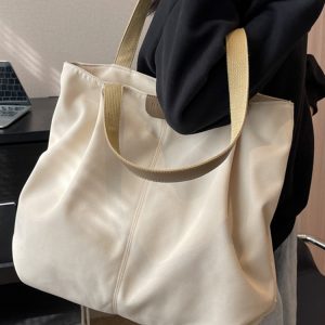 Casual Large-Capacity Women's Shoulder Bag - Versatile Commuter Tote for College Students