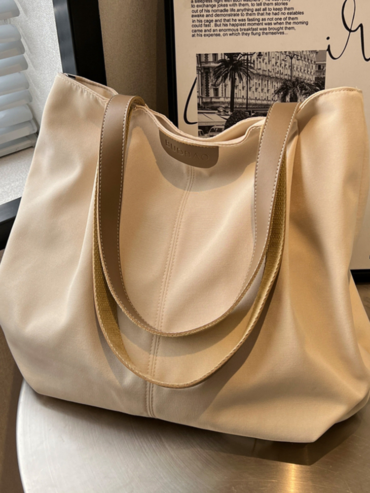 Casual Large-Capacity Women's Shoulder Bag - Versatile Commuter Tote for College Students Casual Large-Capacity Women's Shoulder Bag - Versatile Commuter Tote for College Students