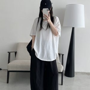 Casual Loose Drop-Shoulder Minimalist Textured Short-Sleeve T-Shirt in Sun Grapefruit for Summer - Versatile Linen-Like Style