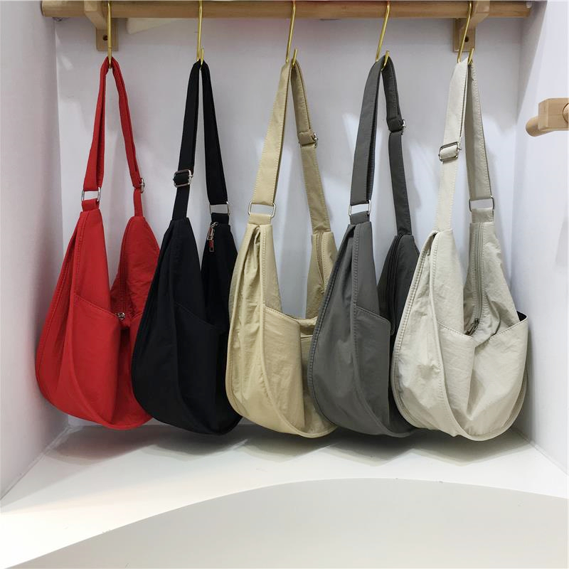 Casual Nylon Canvas Dumpling Bag in Japanese and Korean Style for Commuting - Small Crossbody Shoulder Bag