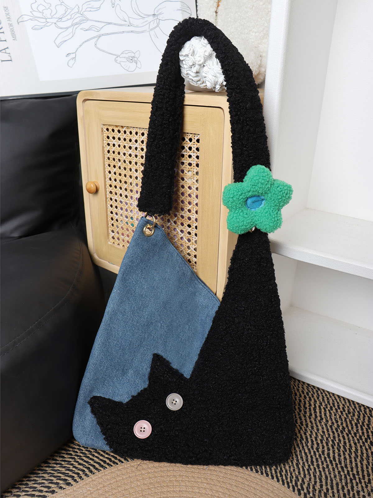 Checkered Denim Cat Plush Large Capacity Shoulder Crossbody Bag - Cute Artistic Style for Unique Fashion Lovers Checkered Denim Cat Plush Large Capacity Shoulder Crossbody Bag - Cute Artistic Style for Unique Fashion Lovers