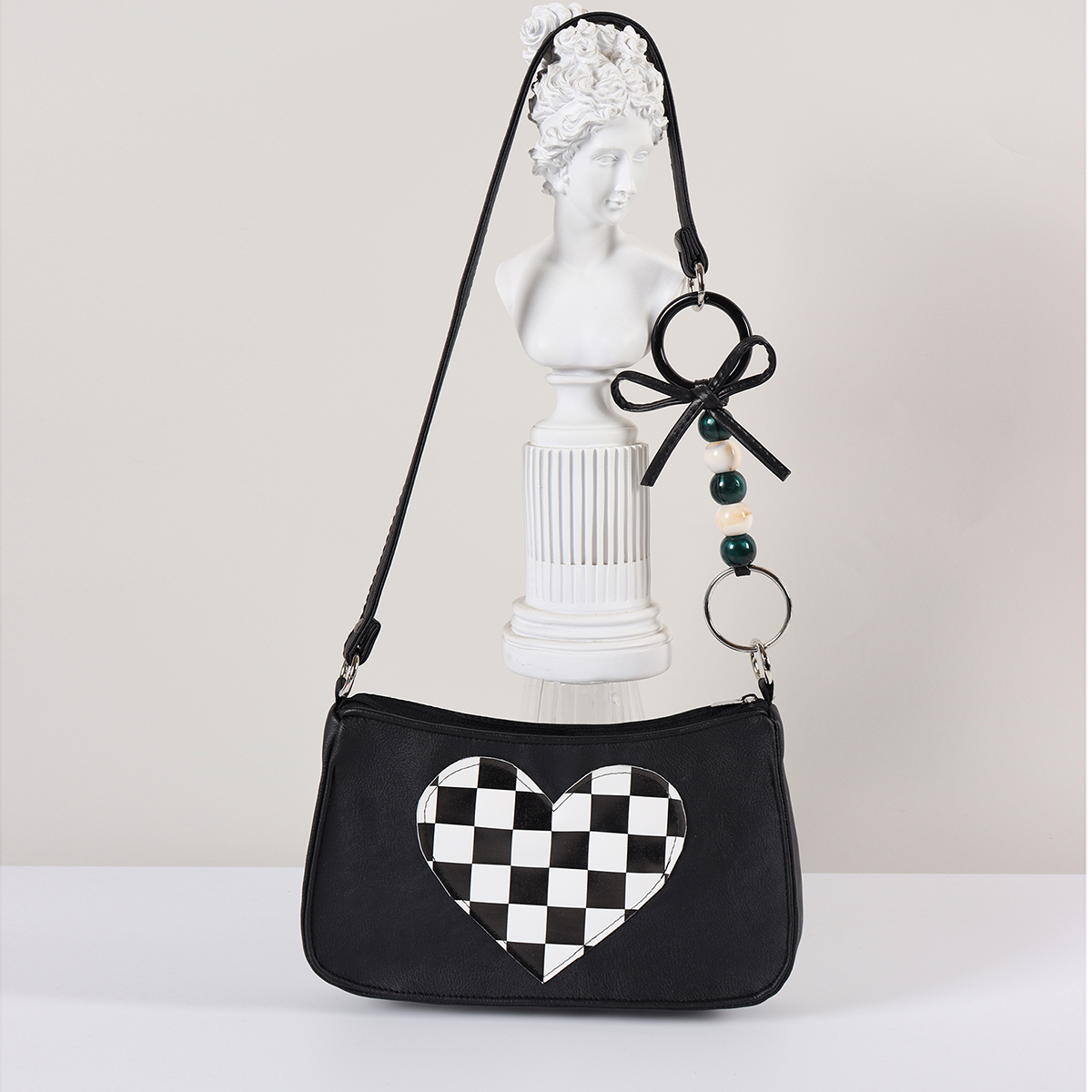 Checkered Heart-Shaped Crossbody Bag for Millennial Girls - Sweet Cool Design, 2023 Spring/Summer Style, High Quality