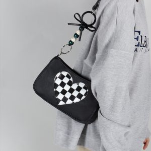 Checkered Heart-Shaped Crossbody Bag for Millennial Girls - Sweet Cool Design, 2023 Spring/Summer Style, High Quality