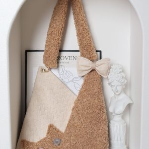 Checkered Plush Cat Shoulder Bag - Large Capacity Crossbody in Melard Forest Style - Cute Niche Design