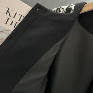 Chic Black and White Check Short Coat for Women - Stylish Blazer for Autumn and Winter 2024 Fashion