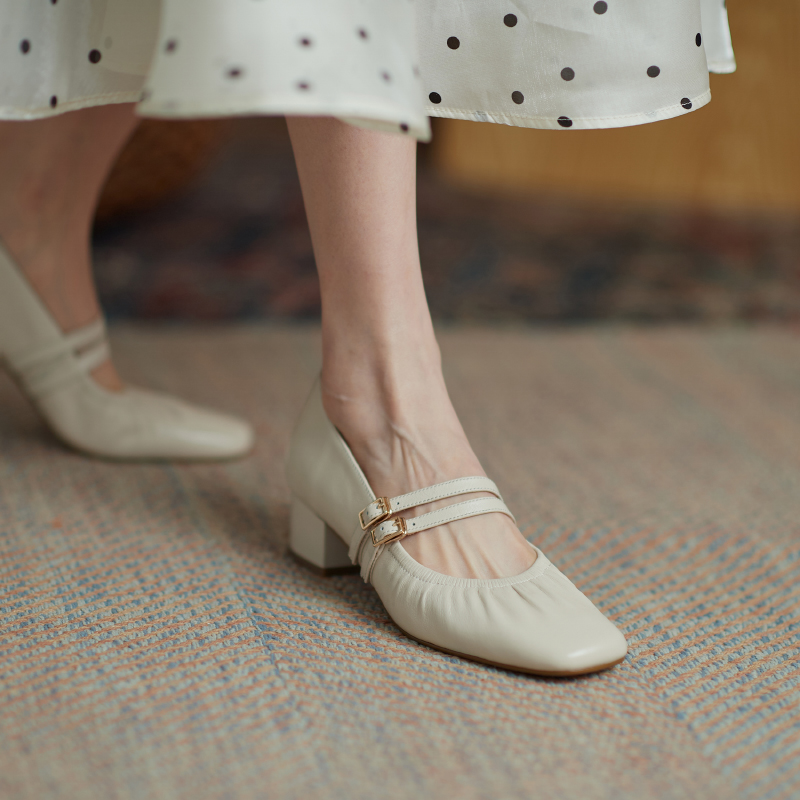 Chic Genuine Leather Mary Jane Shoes for Women - Mid-Heel Square Toe Flats - Stylish Summer Grandma Shoes