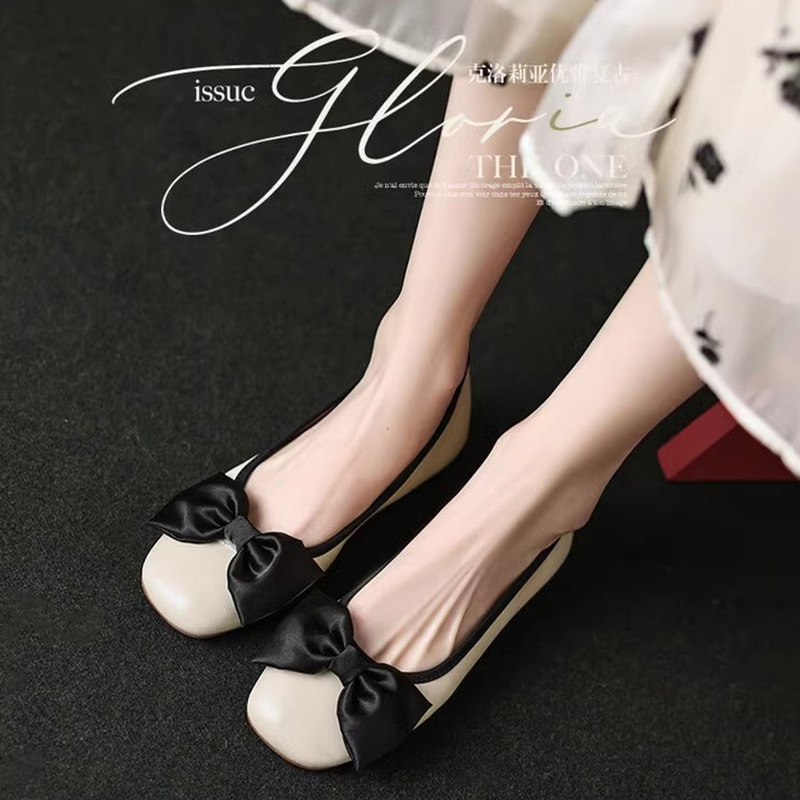 Chic Italian Bow Shallow Mouth Flat Loafers for Women - Versatile Genuine Leather Single Shoes in Fashionable Style