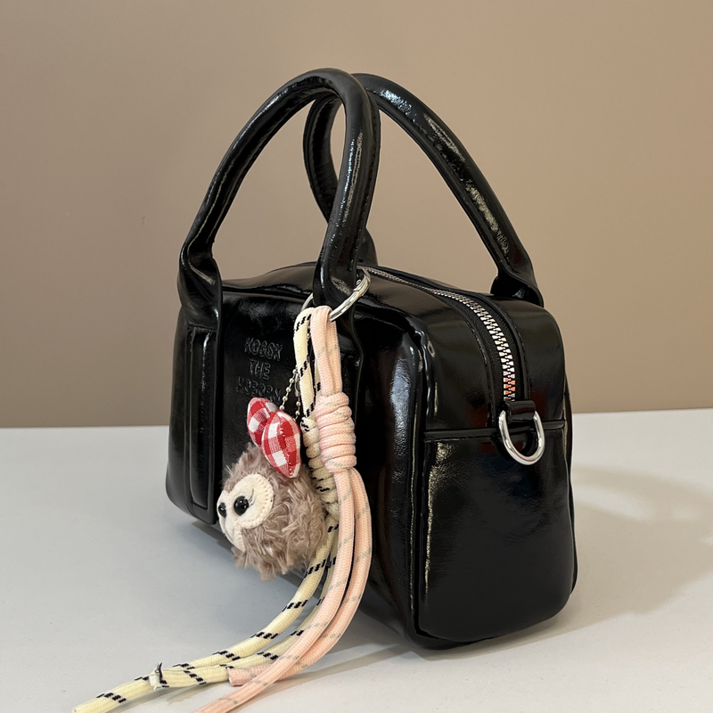 Chic Letter Design Handbag for Women, Trendy Tote Bag, 2025 Fashionable Shoulder Crossbody Bag, High-End Pillow Style Chic Letter Design Handbag for Women, Trendy Tote Bag, 2025 Fashionable Shoulder Crossbody Bag, High-End Pillow Style