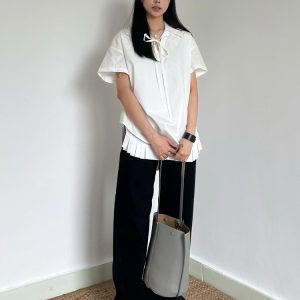 Chic Retro Hong Kong Style V-Neck Tie Design Short Sleeve Top for Women - Loose Casual White Summer Shirt