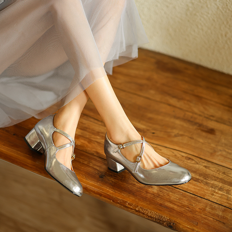 Chinese Style Genuine Leather Cross Strap Mid-Heel Mary Jane Shoes for Women - Elegant Spring Fashion Footwear