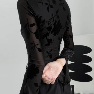 Chinese-Style Velvet Long Sleeve Top with Button Design - Slim Fit Vintage Shirt for Spring and Summer