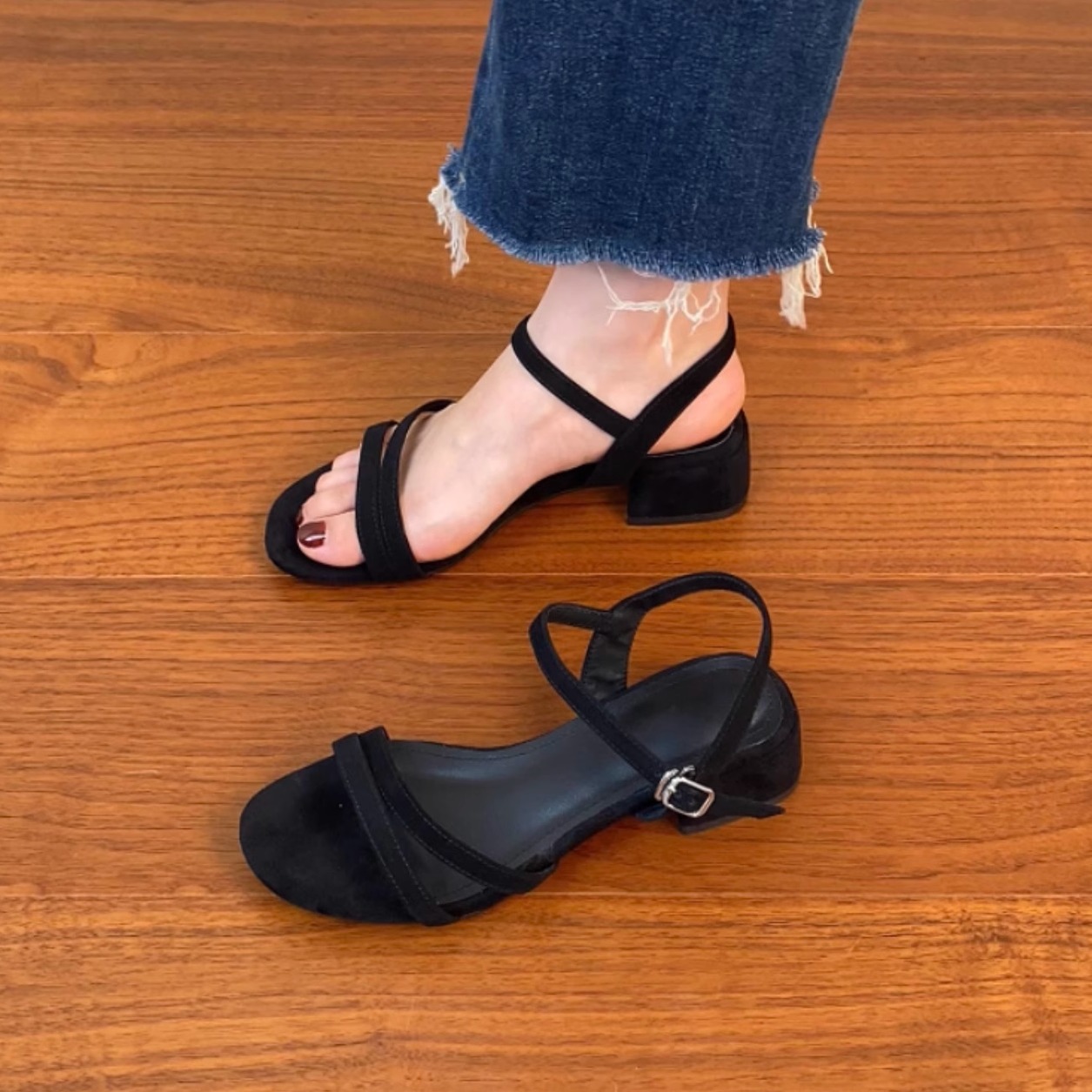 Chunky Heel Open-Toe One-Strap Sandals for Women - Summer 2025 Mid-Heel Sheepskin Footwear in Plus Sizes - Trendy Summer Style